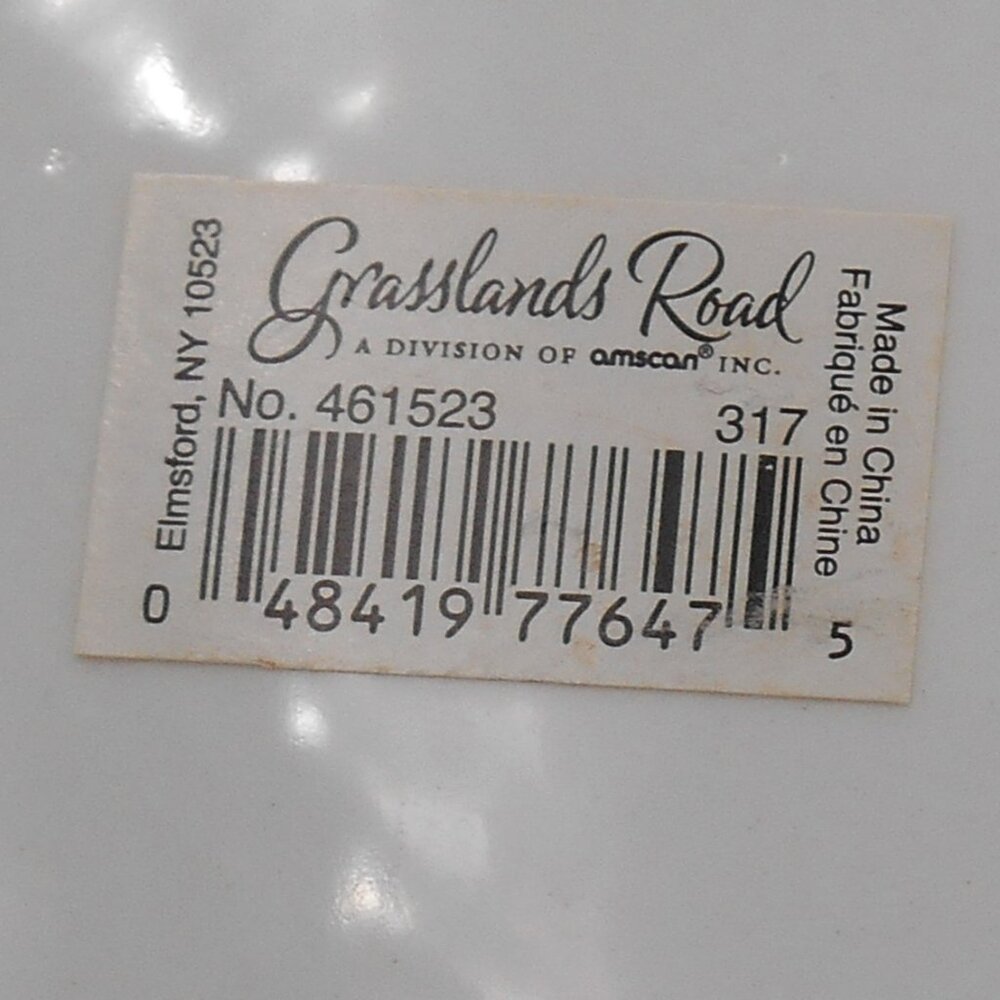 GRASSLANDS ROAD CLOVER GLEN DECORATIVE PLATE DISCONTINUED 2009 EMBOSSED FAMILY - Picture 11 of 11